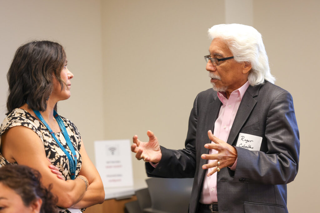 Roger Caballero chatting